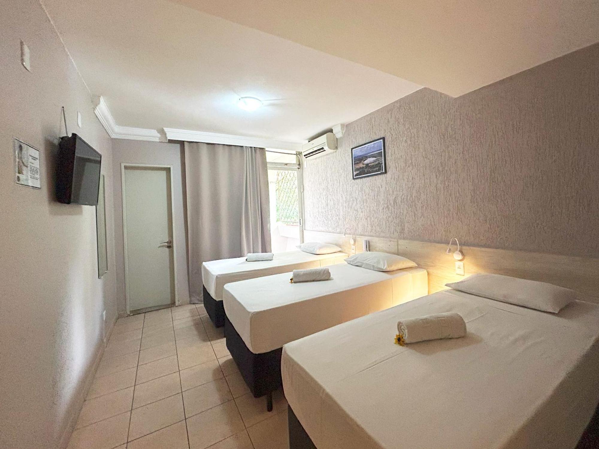 El Pilar Hotel