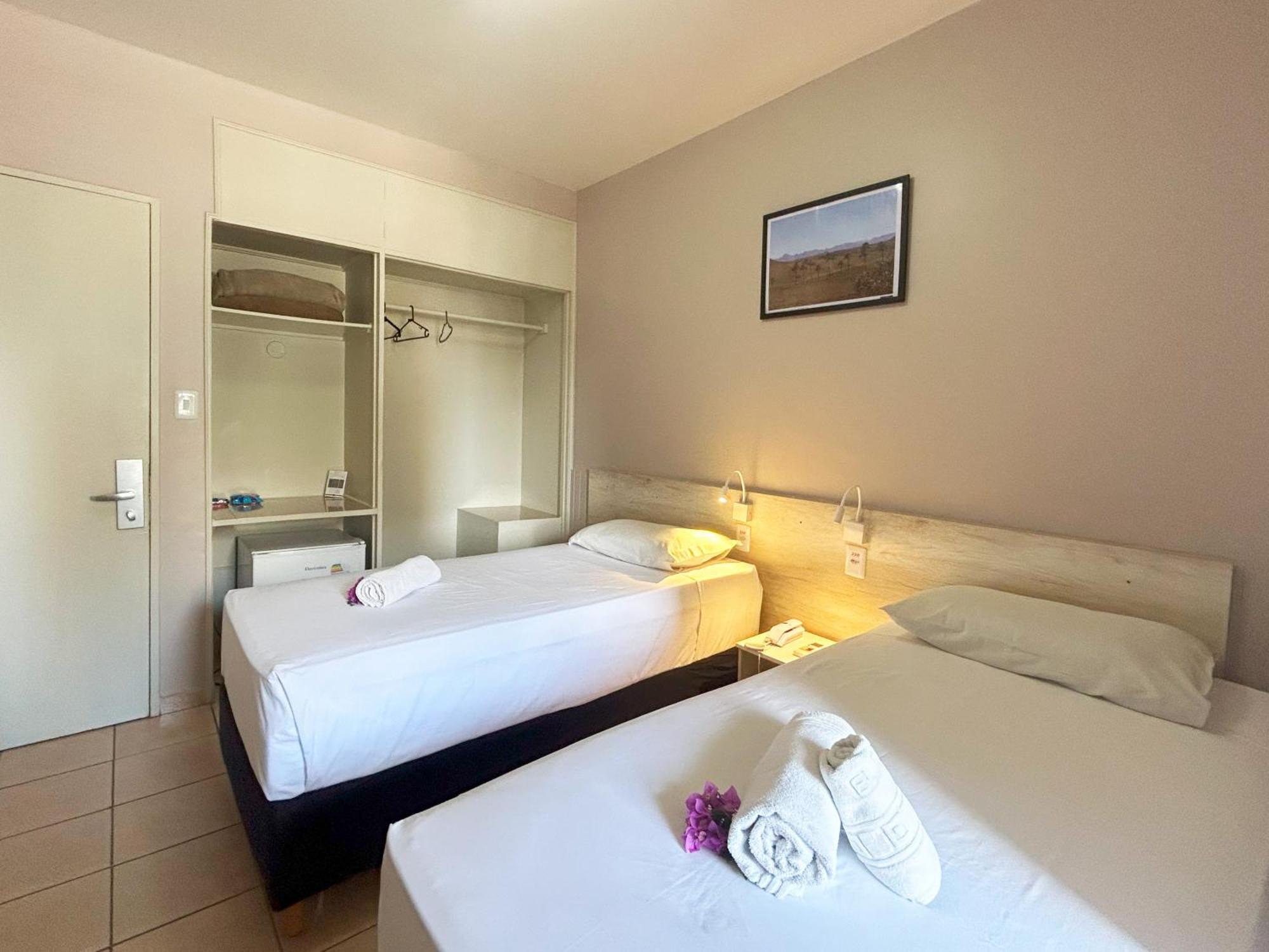 El Pilar Hotel