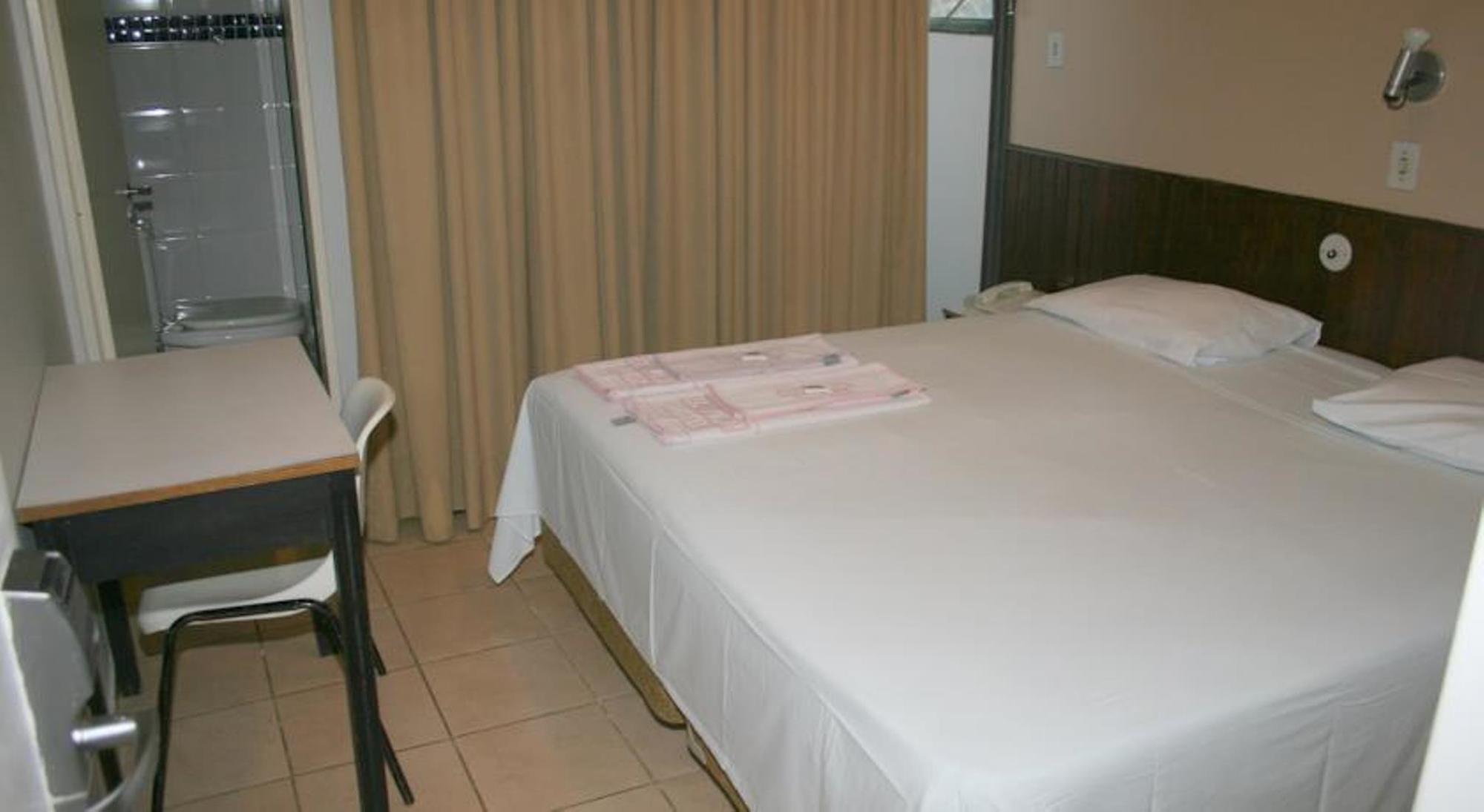 Hotel El Pilar 3*